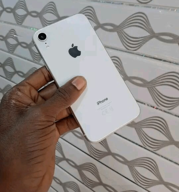 iPhone XR Blanc 64GB Débloqué