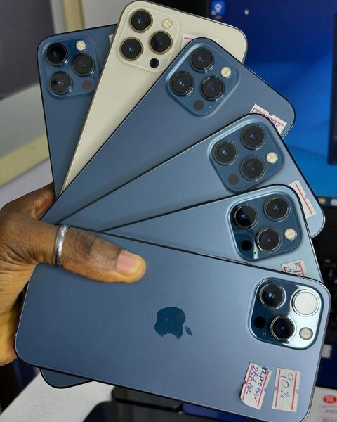 iPhone 12 Pro Max – Reconditionné