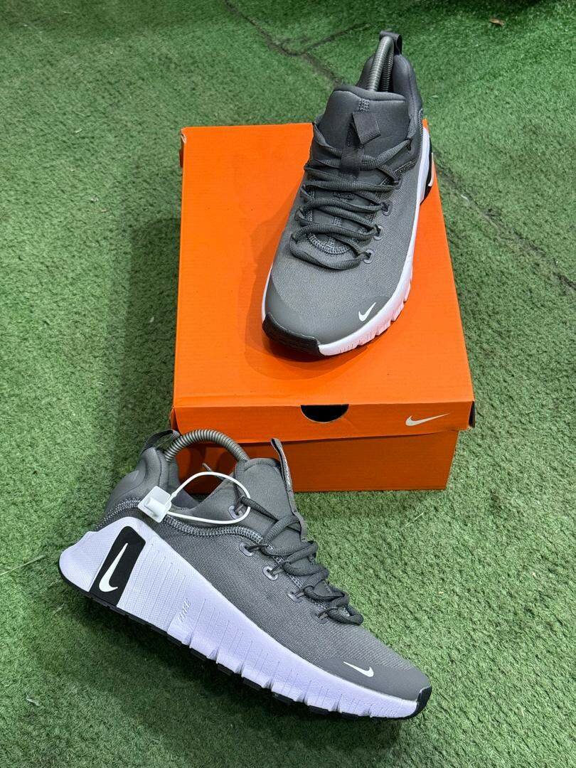 Sneakers Nike et Adidas