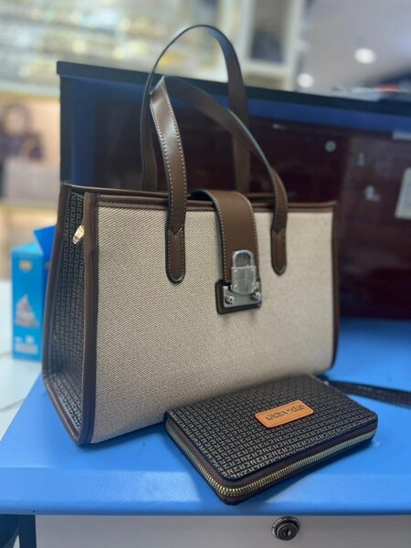 Sac à main de la marque TED LAPIDUS