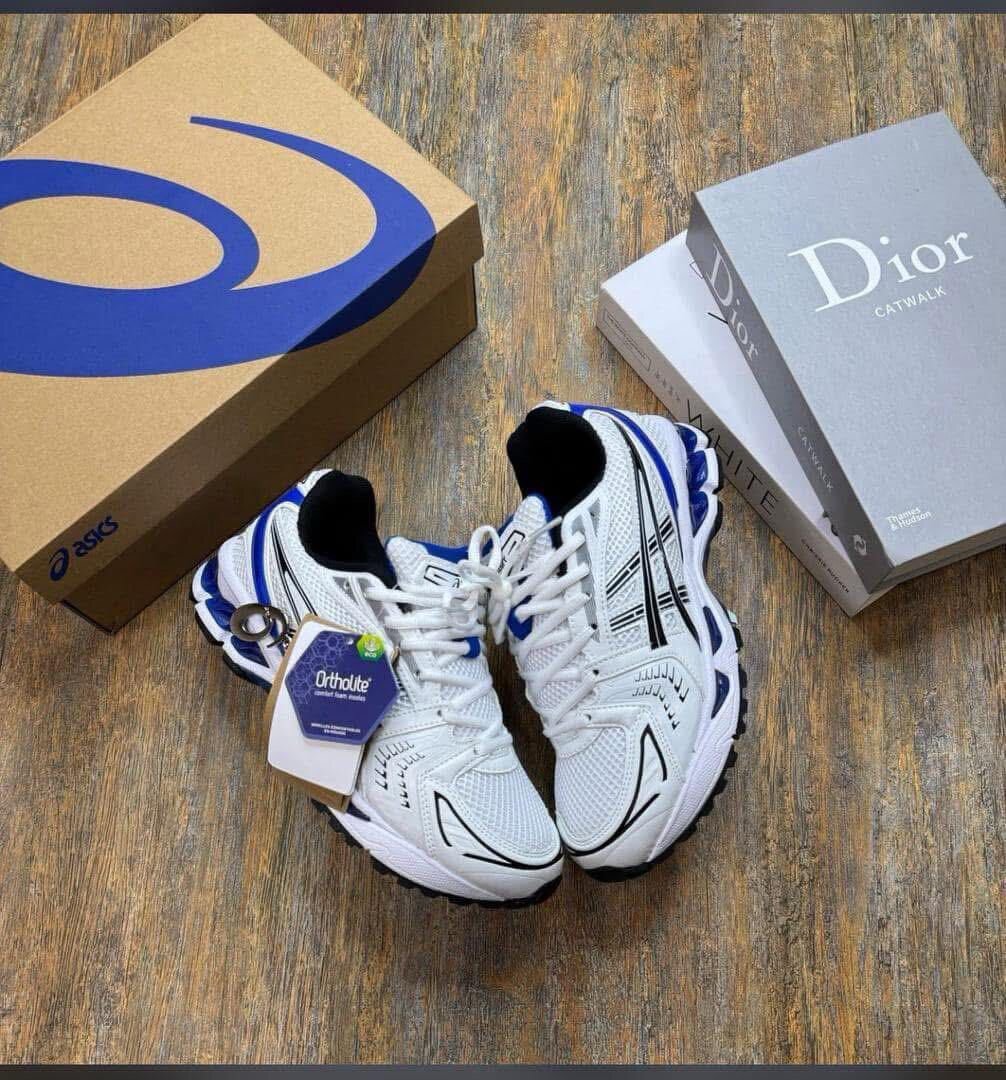 Baskets de running colorées