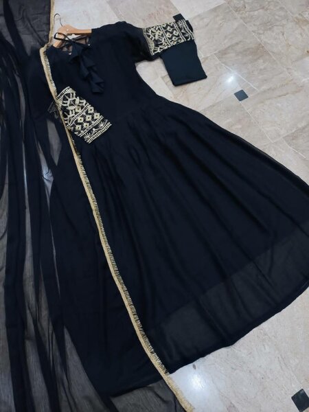 Sequence embd seelve maxi