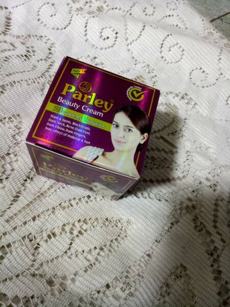 Parlay violet la creme