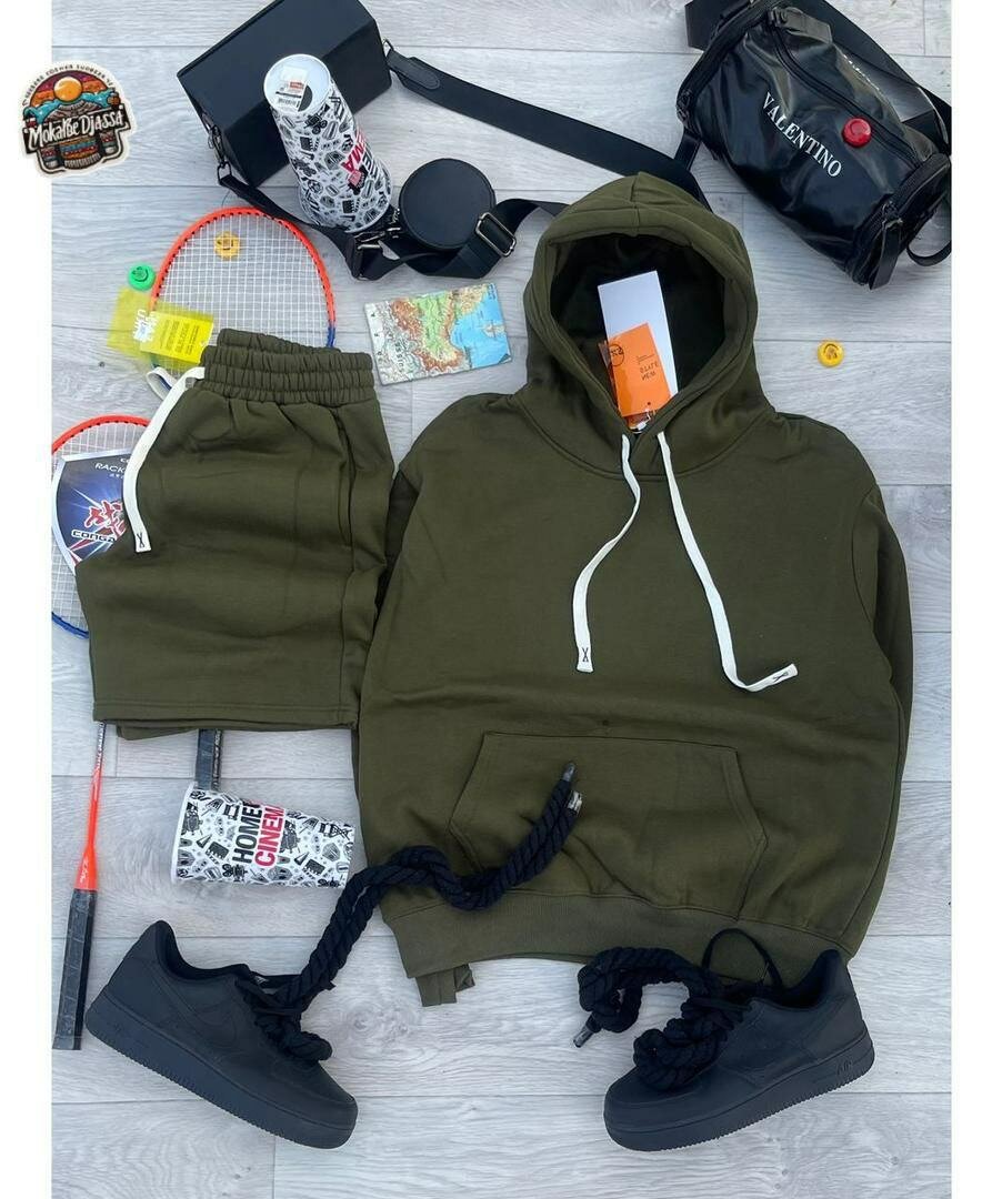 Ensemble sport homme confortable