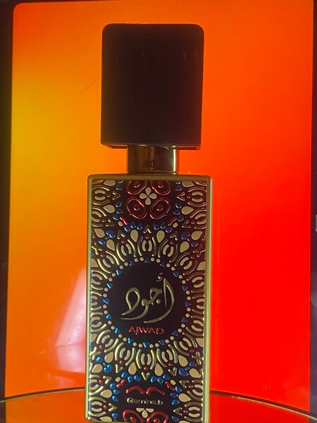 Eau de Parfum Ajwad 100ml