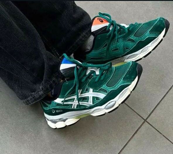 Asics nyc 2055