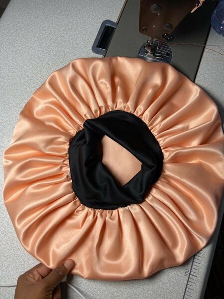 Satin bonnet