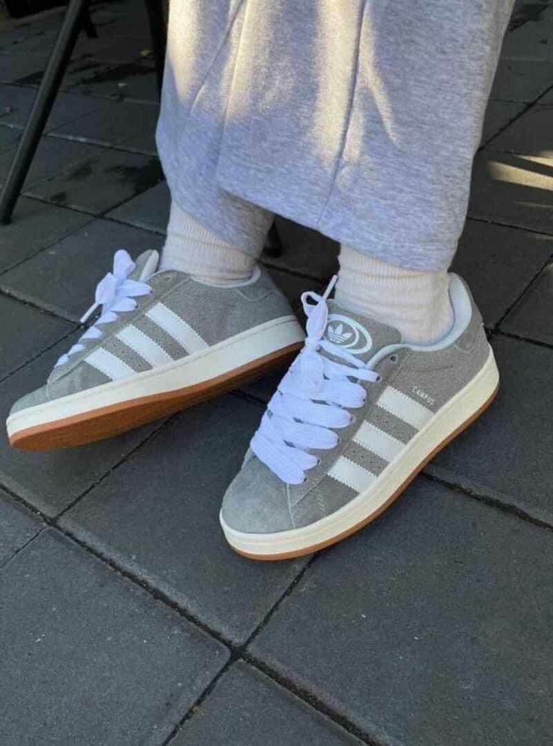 Adidas campus