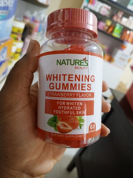 Natures Beauty Whitening Gummies  Strawberry Flavour 60s
