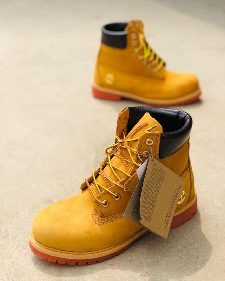 TIMBERLAND BOOTS