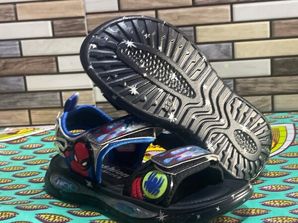 Boys sandal