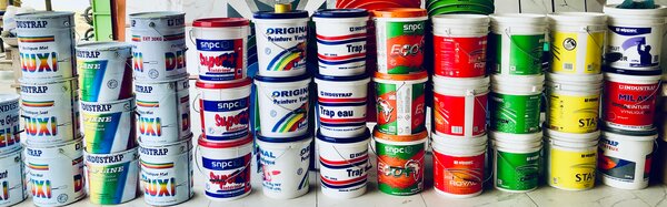 Peinture d'intérieur colorée