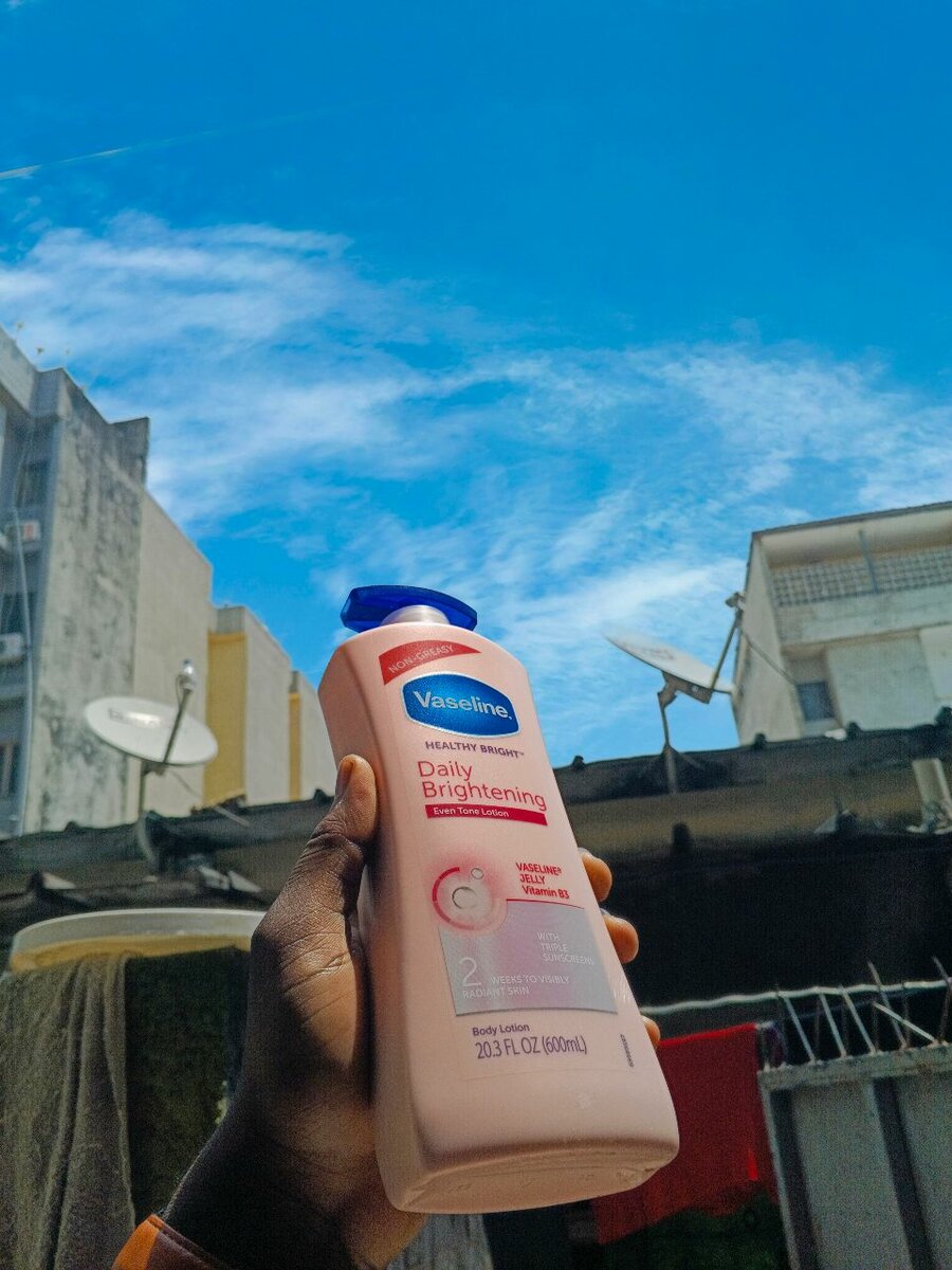 Vaseline Hydratant Éclat Quotidien