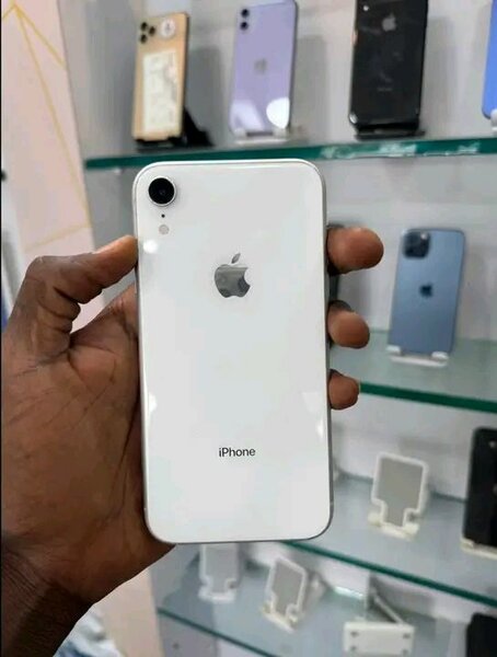 iPhone XR Blanc Débloqué