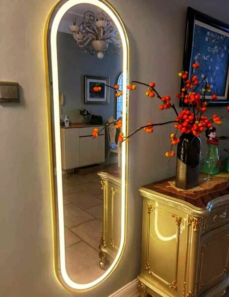 Miroir LED avec pied moderne