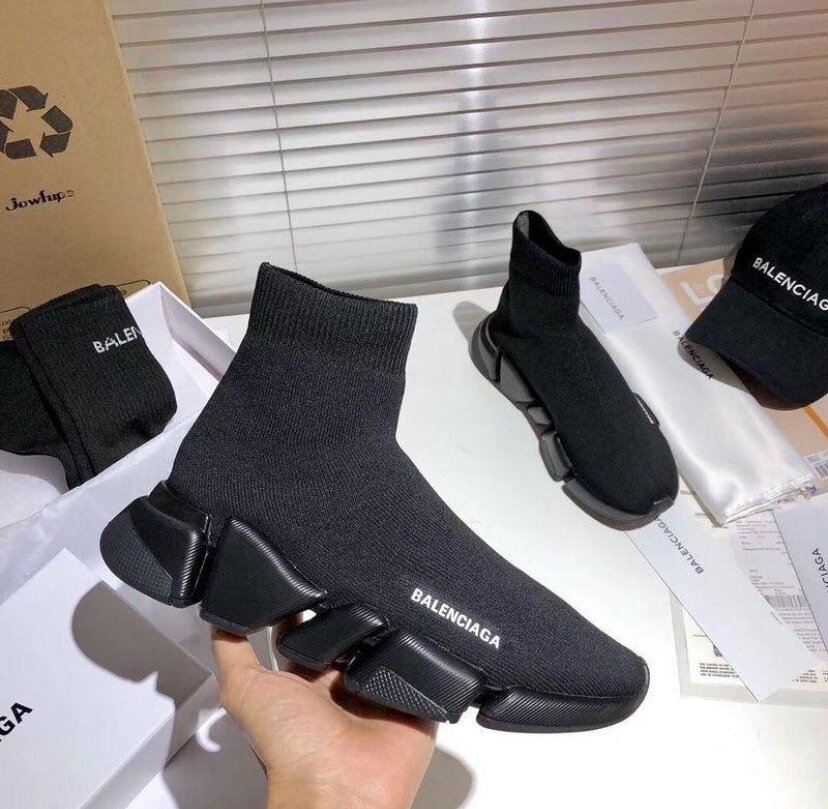 Balenciaga disponible de 40 à 45