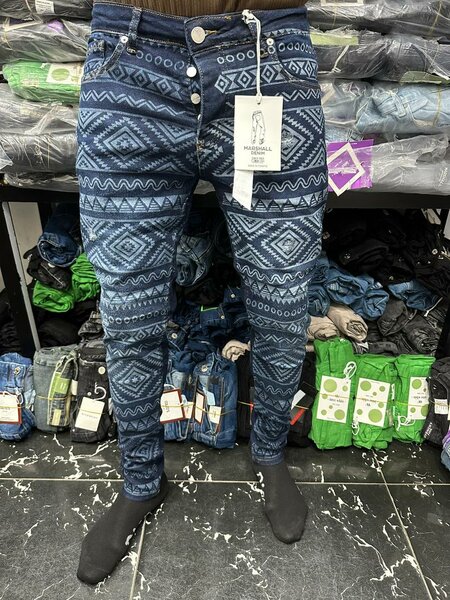 Jeans homme motif ethnique