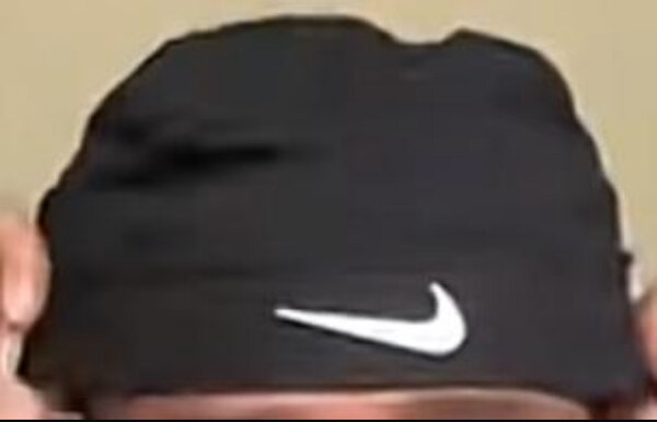 Bonnet noir unisexe sport