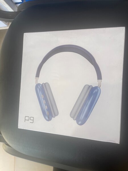 P9 headset
