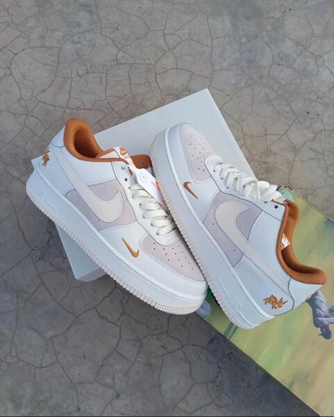 NIKE AIRFORCE CLASSIC