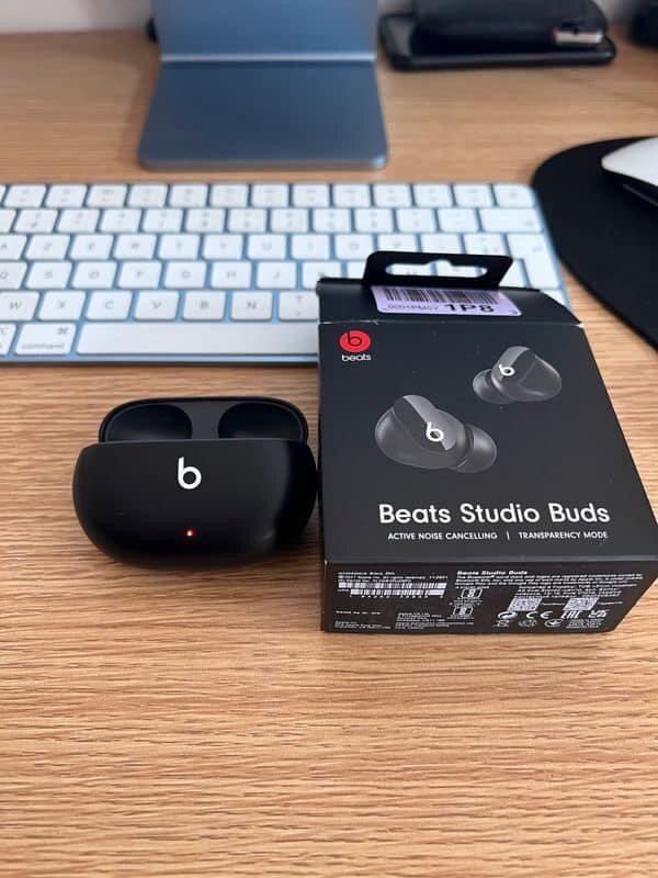 Beats Studio Buds