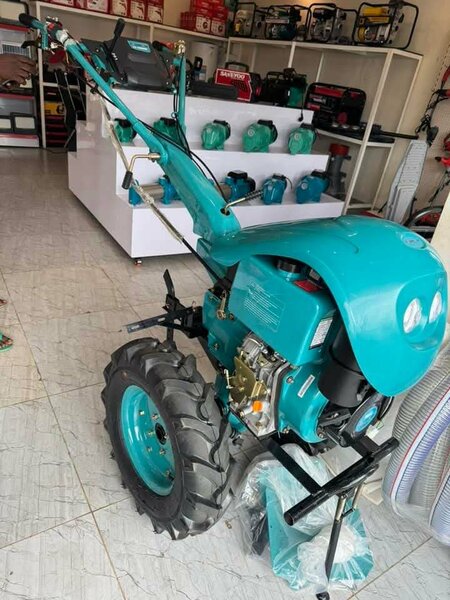 Motoculteur Puissant Bleu