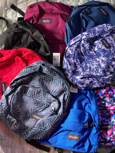 Sacs à dos colorés pour école
