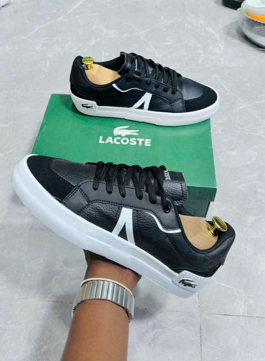 Paire lacoste originals