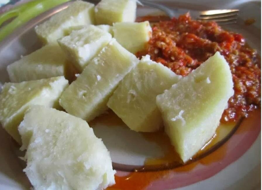 Akpessi banane /igname