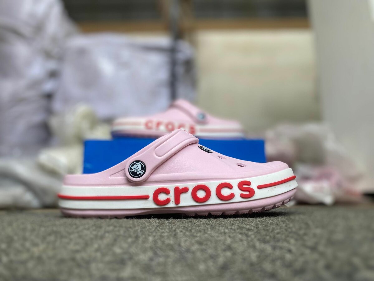 Bayaband crocs