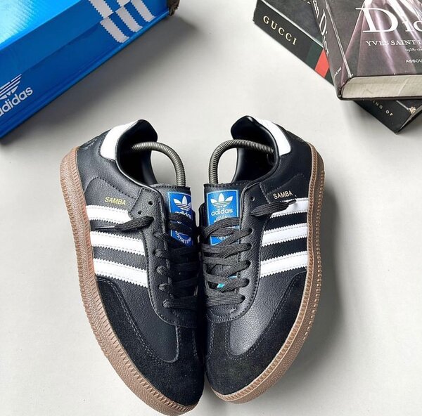 Adidas Samba