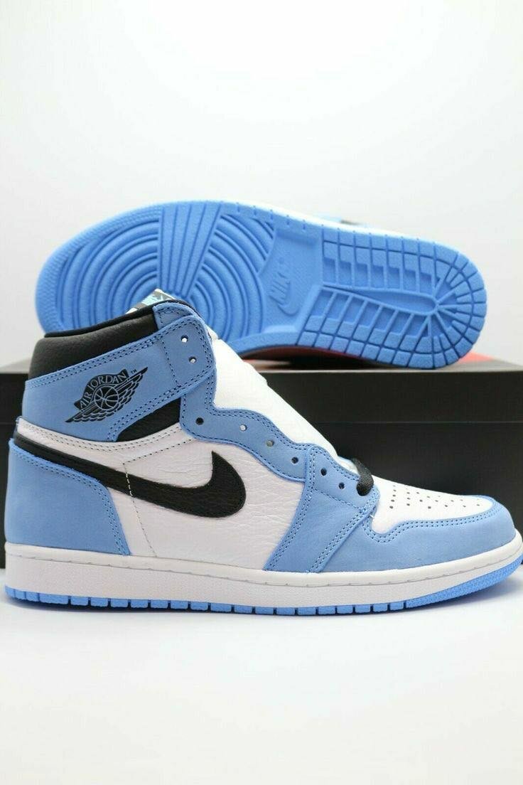Air Jordan 1 university blue