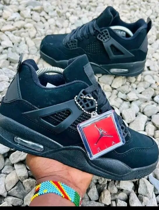 Jordan 4 first class