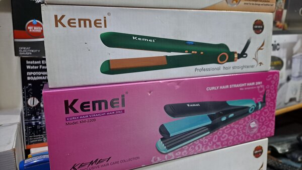 Hair Straighteners and crimppers
