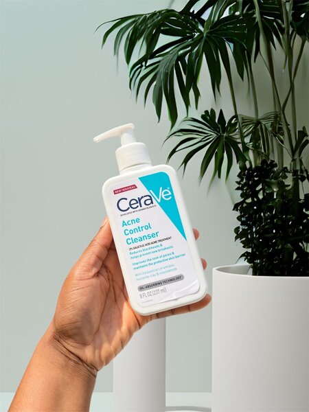 Cerave Acne control Cleanser