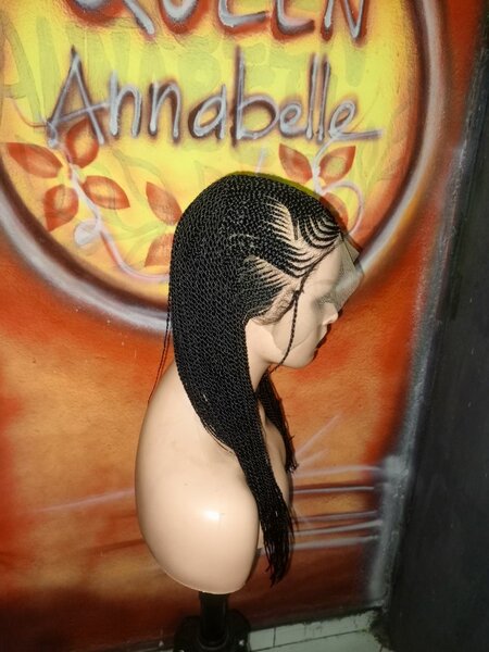 Perruque tressée longue