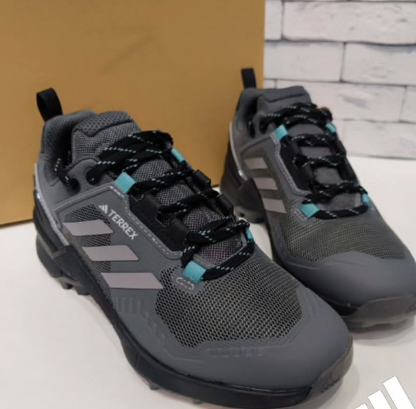 Adidas TERREX SWIFT R3