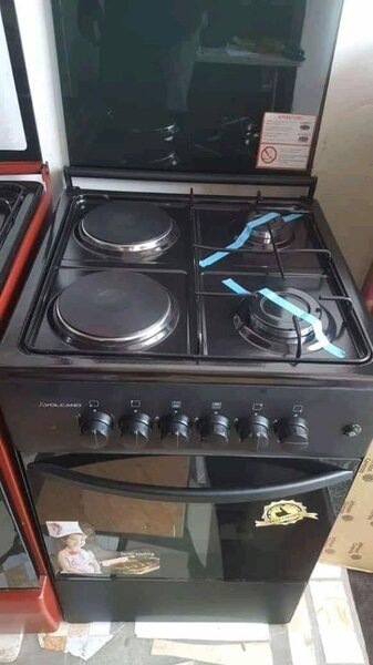 Volcano Size 50*50 with 2 burner and 2 electric plates