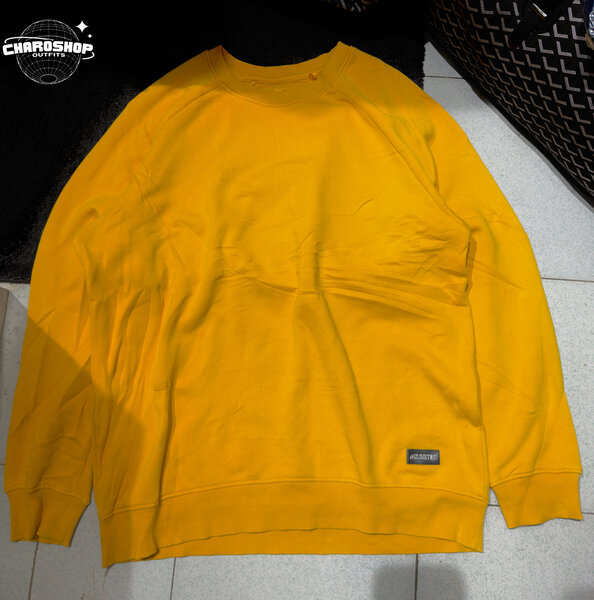 Sweatshirt jaune Bershka