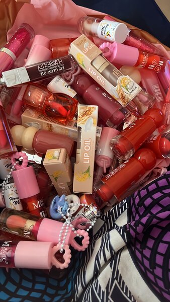 Ensemble de brillance à lèvres