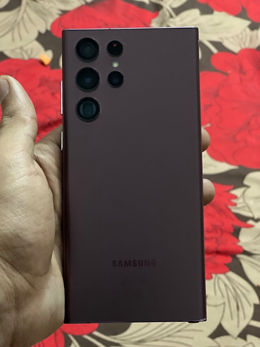 Samaung s22 ultra 8/128 lush condition