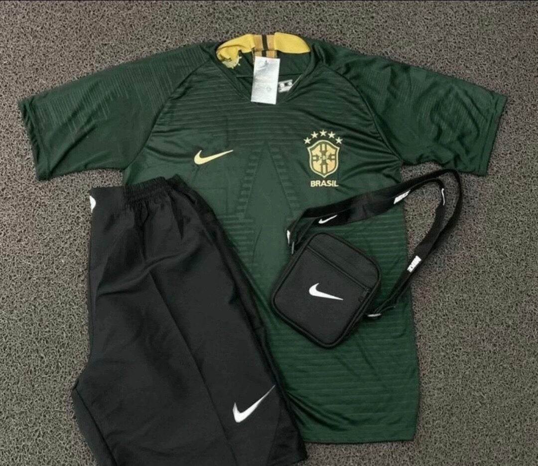 Maillot avec des sacoches