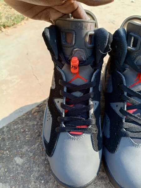 Jordan 6 Paris Saint Germain