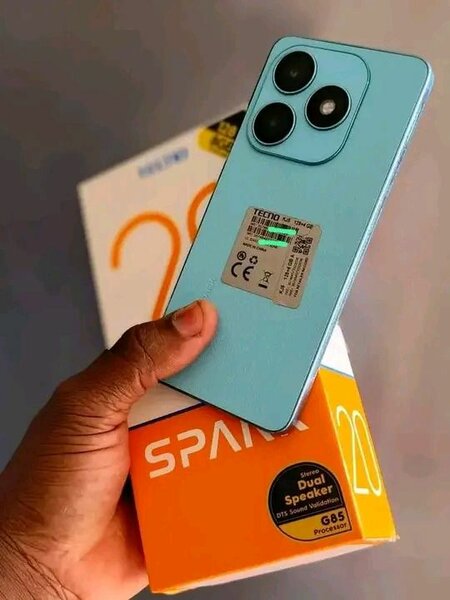 TECNO SPARK 20 Smartphone