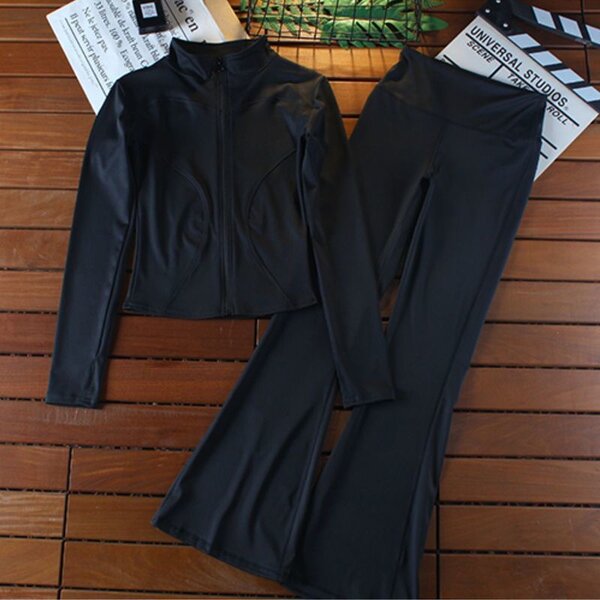 Ensemble de sport femme