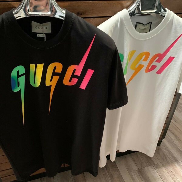 T-Shirt Logo Coloré