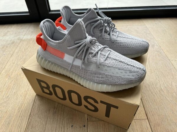Sneakers Yeezy Boost gris
