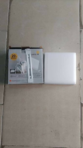 Spot apparent carré 20 w