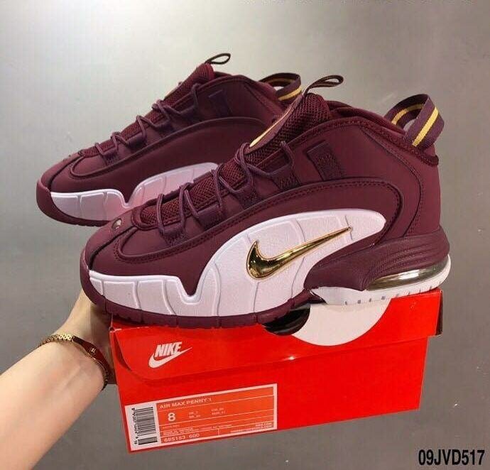 Nike fashion sneakers