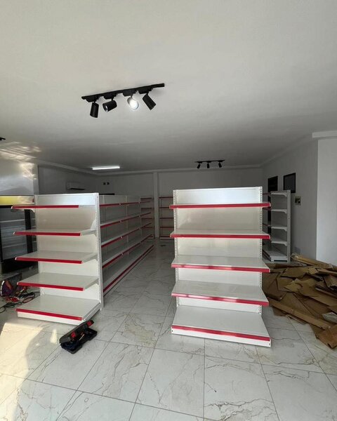 Étagère de rangement robuste